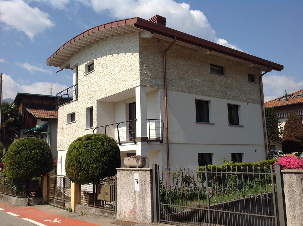 Casa Robilio Lägenhet Maccagno Exteriör bild
